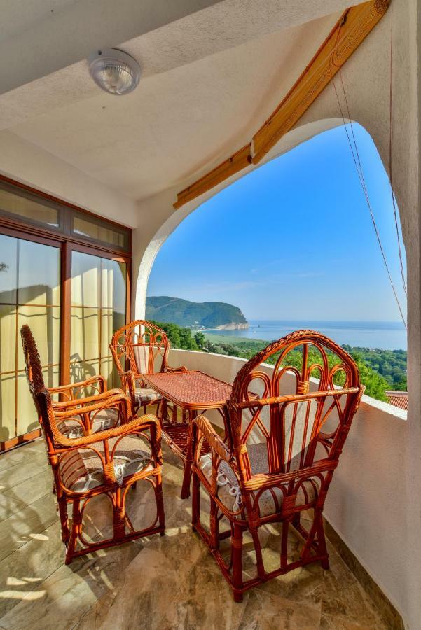 Pataki Guesthouse Petrovac Dış mekan fotoğraf