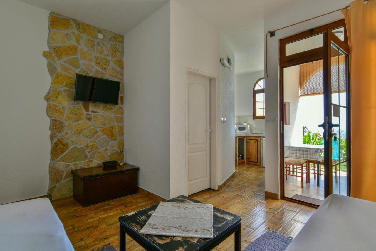 Pataki Guesthouse Petrovac Dış mekan fotoğraf